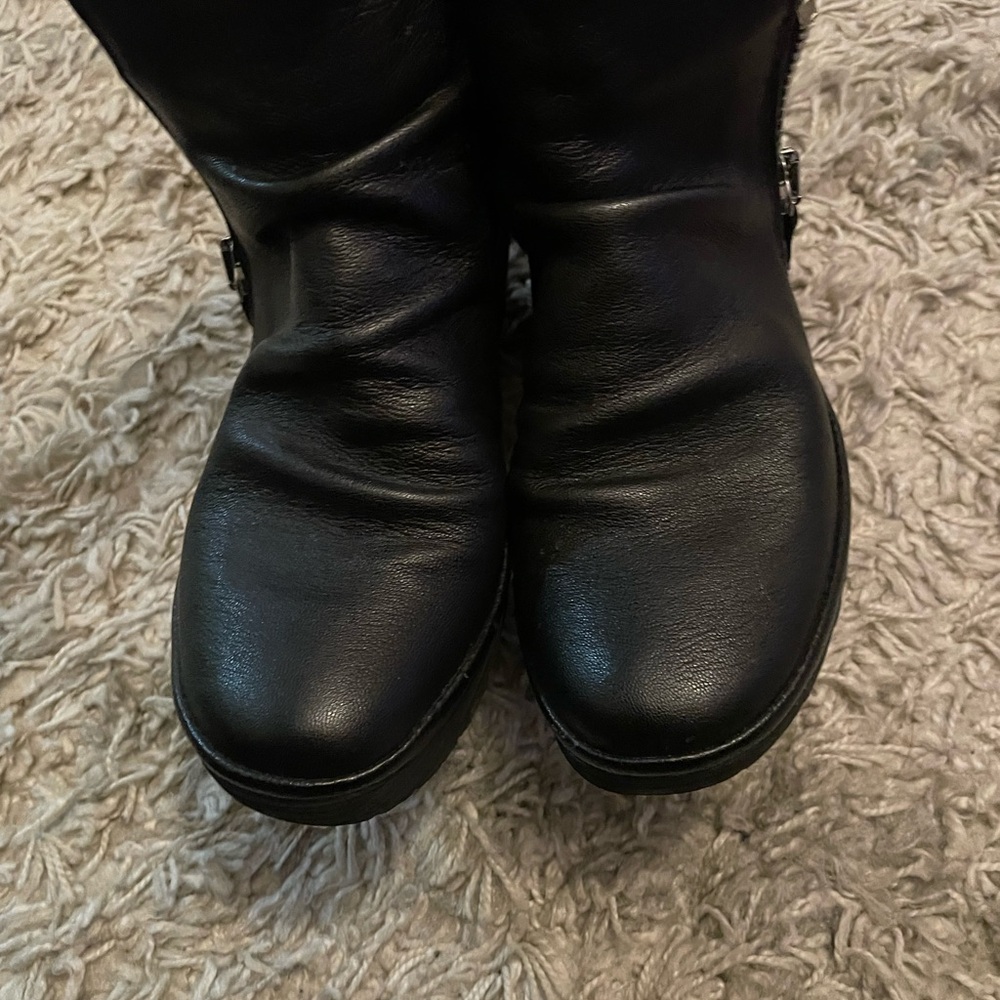 Black fly London boots size 39 black slightly use